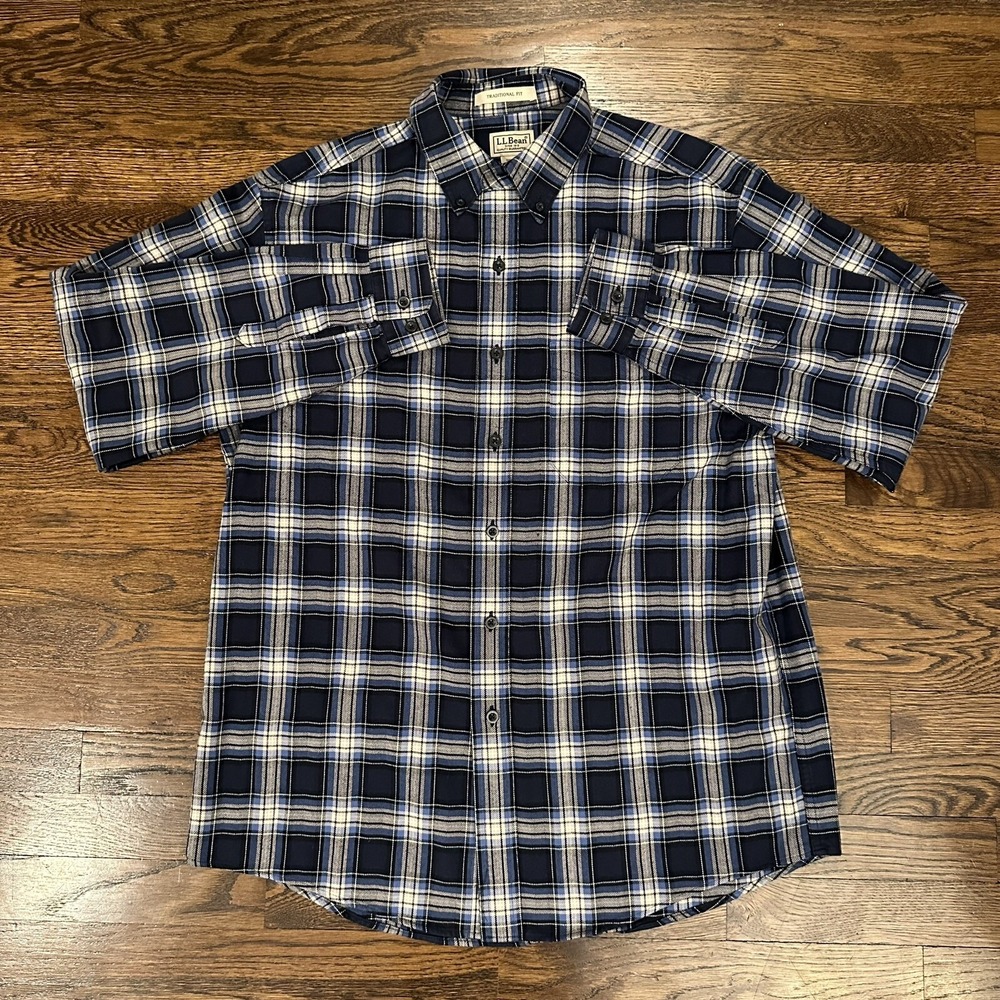 L.L. Bean Flannel Shirt‎ Mens M Blue Plaid Traditional Fit Button Down LS - Picture 2 of 5